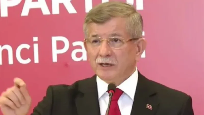 Ahmet Davutoğlu: Yolu açın Gazze'de şehit düşelim