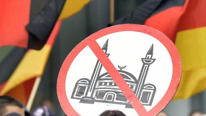 Almanyada Müslümanlar İslam düşmanlığının artmasından rahatsız