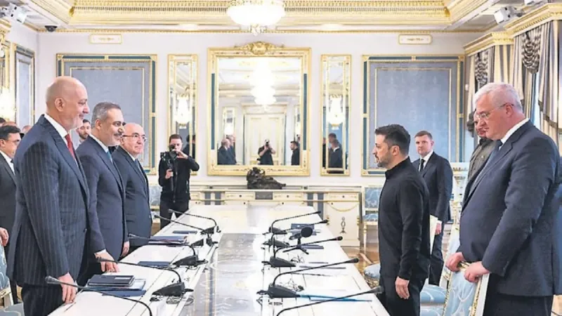 Büyük zirveye adım adım | Bakan Fidan'dan Kiev'de kritik mesajlar
