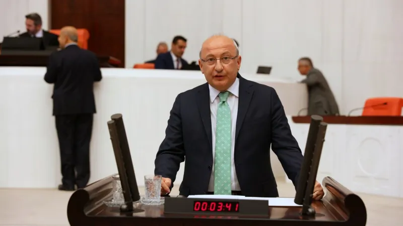 Çakırözer'den Basın Özgürlüğü Raporu: Baskı, yasak, sansür ayı