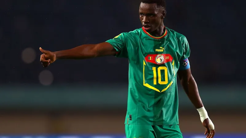 Fenerbahçe'den Bomba Transfer! Afrika'nın Yıldızı Amara Diouf Geliyor!