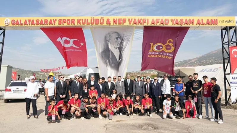 Galatasaray'ın kurduğu konteyner kentte yangın!