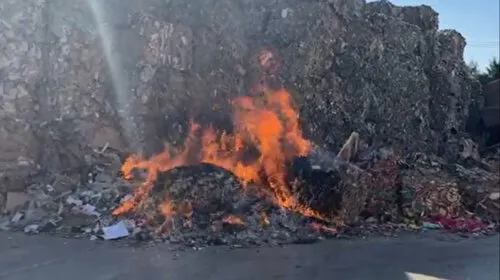 Kahramanmaraş'ta kağıt fabrikasında yangın