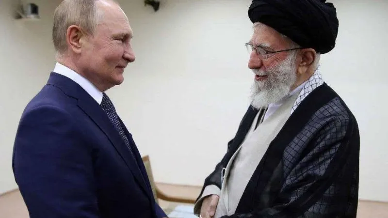 Kremlin: Hamaney'e suikast olursa Pandora'nın kutusunu açarız