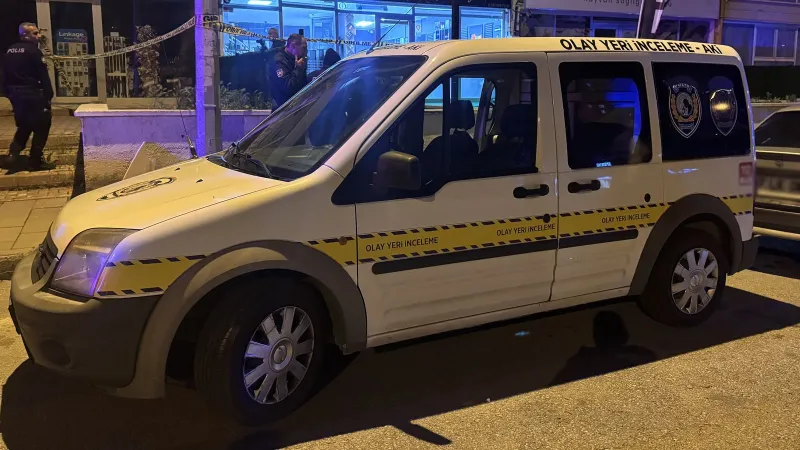 Kayseri'de Berberde Kanlı Hesaplaşma! Bıçaklar Konuştu: 2 Yaralı