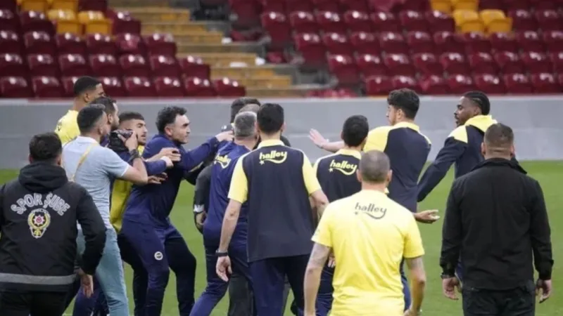 Fenerbahçe'de Şok! Yıldız Oyuncular Zorla Mahkemeye Getirilecek