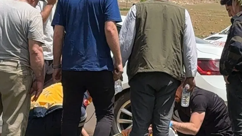 Siirt'te Feci Kaza! Otomobil Kontrolden Çıktı!