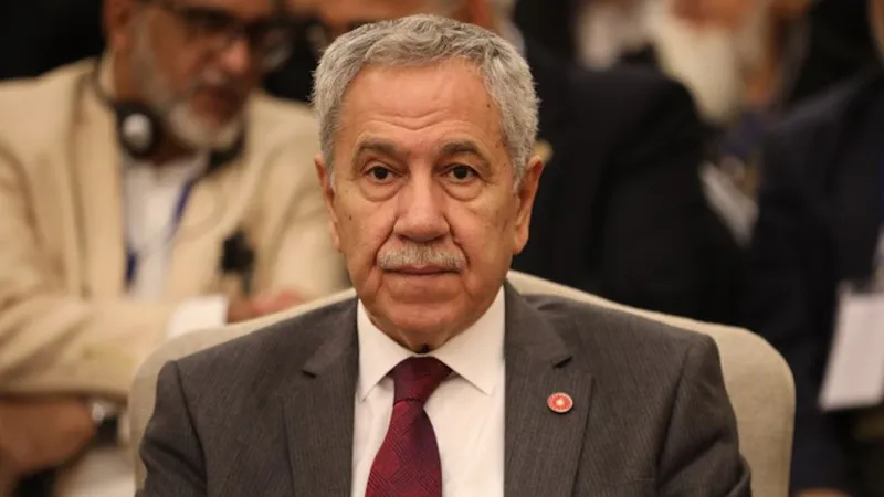 Sırrı Süreyya Önder'e Suikast Girişimi Mi? Arınç'tan Şok Açıklama!