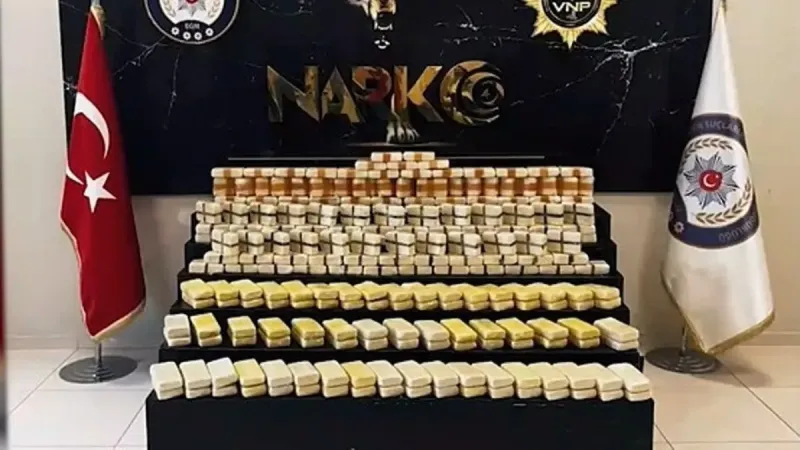 Van ve Şanlıurfa'da Şok Baskın! 311 Kilo Uyuşturucu Ele Geçirildi!