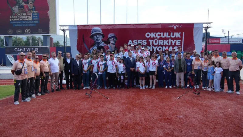 Okçuluk Şampiyonası'nda Zafer Coşkusu! Ödüller Sahiplerini Buldu!