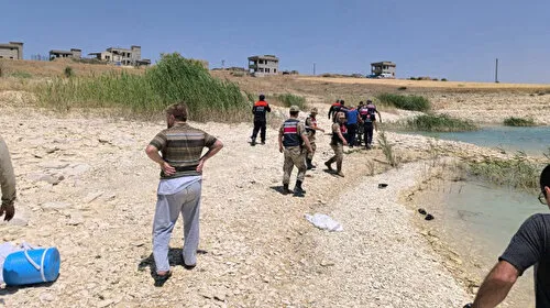 Yeğenini kurtarmak isterken boğuldu